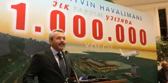 Rize-Artvin Havalimanı'nda 1 Milyonuncu Yolcu Törenle Karşılandı