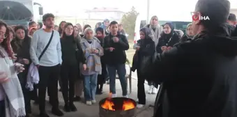 Iğdır'da parfüm ve kolonya üreten tesise eczacılık fakültesi öğrencilerinden ziyaret