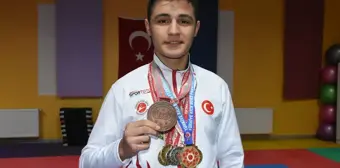 Milli Sporcu Ömer Faruk Yılmaz, Dünya Şampiyonası'nda Altın Madalya Hedefliyor