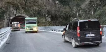 Ordu'da heyelan nedeniyle kapanan yol yeniden açıldı