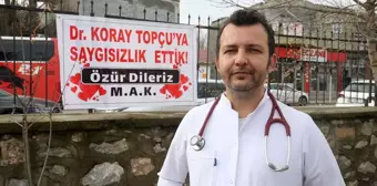 Hasta ve yakınından doktora özür pankartı