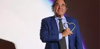 İsrail'in katliamına tepki gösteren ünlü yönetmen Oliver Stone: Hayatımda böyle bir katliam görmedim