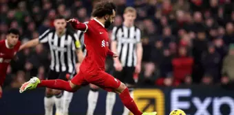 Liverpool, Newcastle United'ı 4-2 mağlup ederek liderliğini sürdürdü