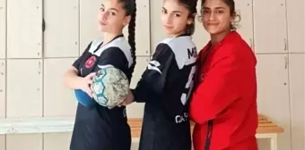 Cizre Yıldızlar Spor Hentbol Kulübü'nden 4 kız sporcu milli takım kampına davet edildi