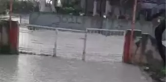 Hatay'da sağanak yağış sonucu sel ve heyelan