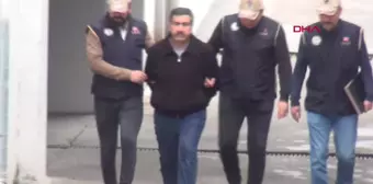 İhraç edilen polis memuru FETÖ/PDY üyelerini ikna etmeye çalışıyordu