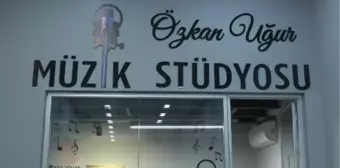 Özkan Uğur'un adı İBB tarafından açılan müzik stüdyosunda yaşatılacak