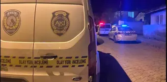 Denizli'de 5 Katlı Binada Kötü Kokular Üzerine Yapılan Kontrolde 65 Yaşındaki Adamın Cenazesi Bulundu