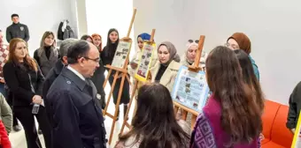 Bilecik Şeyh Edebali Üniversitesi'nde Öğrenciler Tarafından Hazırlanan Poster Sergisi Açıldı