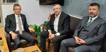 CHP Özgür Özel, Engin Altay'a taziye ziyaretinde bulundu