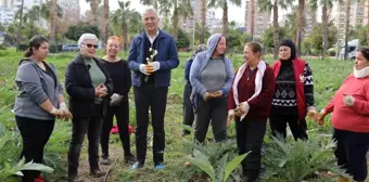 Mezitli Belediye Başkanı Tarhan, Üretici Kadınları Ziyaret Etti