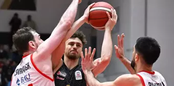 Aliağa Petkimspor, Bahçeşehir Koleji'ni 76-61 yendi