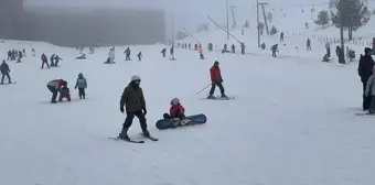 Kartalkaya Kayak Merkezi'nde Yarıyıl Tatili Yoğunluğu