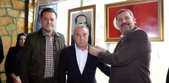 AK Parti Eskişehir Büyükşehir Belediye Başkan Adayı Nebi Hatipoğlu Han ilçesinde vatandaşlarla buluştu