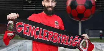 Gençlerbirliği, eski futbolcusu Jimmy Durmaz'ı yeniden kadrosuna kattı