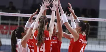 20 Yaş Altı Kadın Milli Voleybol Takımı Yunanistan'ı Yendi ve Finale Yükseldi