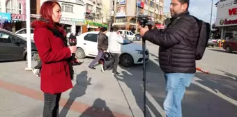 Burhaniye'de yerel seçimler öncesi gazeteciler yoğunlaştı