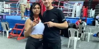 Ayşegül Arslanlı Özdemir Kick Boks Türkiye Şampiyonası'nda bronz madalya kazandı