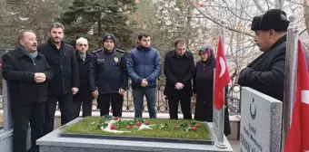 Şehit Jandarma Uzman Onbaşı Ufuk Deniz, kabri başında anıldı