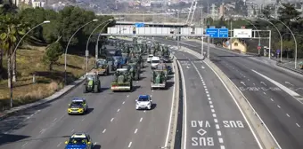 İspanya'da çiftçilerin protestoları trafiği felç etti