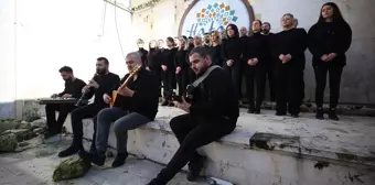 Antakya Medeniyetler Korosu, depremde kaybettikleri üyeleri için konserler düzenliyor