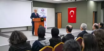 Kocaeli Valisi Seddar Yavuz, Kariyer Söyleşisinde Öğrencilerle Buluştu