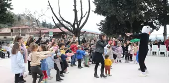 Depremzedeler için moral etkinliği düzenlendi