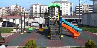 Batman'da yapılan 2 park törenle hizmete açıldı