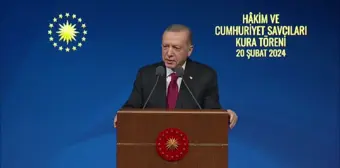 Cumhurbaşkanı Erdoğan: Yüksek yargı kurumları arasındaki ihtilafı gidermek mecburiyetindeyiz