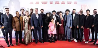 Barış Telli'nin hayatını beyaz perdeye aktaran 'Hayatla Barış' filminin galası yapıldı