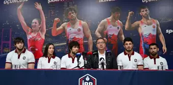 İstanbul Büyükşehir Belediyespor Kulübü Avrupa Güreş Şampiyonası'nda Madalya Kazanan Sporcuları Onurlandırdı