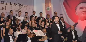 Demirci Türk Sanat Müziği Korosu İlk Konserini Verdi