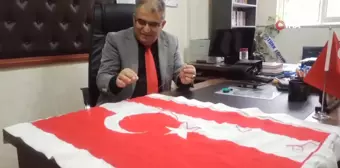 Kahramanmaraş'ta 7'den 77'ye el birliğiyle ilmek ilmek Türk Bayrağı