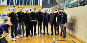 Sakarya Voleybol Grup Lideri Olarak Finallere Yükseldi