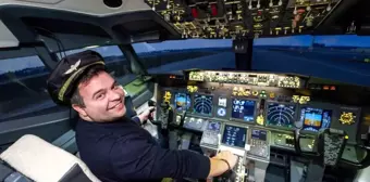 İngiltere'de Havacılık Tutkunu Evini Boeing 737 Simülatörüne Dönüştürdü