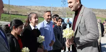 Batman'ın Hasankeyf ilçesinde köy okuluna kütüphane yapıldı