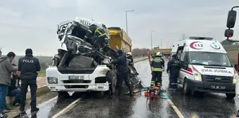 Edirne'de hafriyat kamyonları çarpıştı, 1 kişi hayatını kaybetti