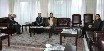 Erzurum Ak Parti Milletvekili Fatma Öncü ve Ak Parti Kadın Kolları Başkanı Beyza Saltuk Başçı, Atatürk Üniversitesi Rektörü Prof. Dr. Ömer Çomaklı'yı ziyaret etti