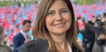 Emine Gülizar Emecan kimdir? CHP İstanbul Bahçelievler Belediye Başkan Adayı Emine Gülizar Emecan kaç yaşında, nereli?