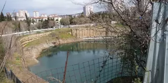 Kadıköy'de inşaat temelinde oluşan su birikintisi dijital haritalarda göl olarak göründü