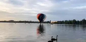 2024 Kanberra Balon Şöleni'nden çeşitli görüntüler