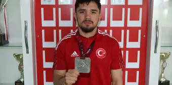 Muhammet Karavuş, Paris 2024 Olimpiyatları'na katılmayı hedefliyor