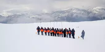 Muş AFAD, Gönüllülere Çığda Arama Kurtarma Eğitimi Verdi