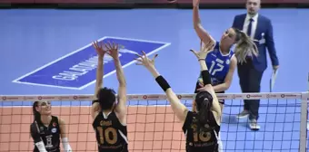 VakıfBank, Nilüfer Belediyespor'u 3-2 mağlup etti