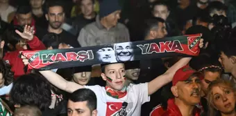 Karşıyaka Taraftarları Stadyumun Yeniden Yapılması İçin Miting Yaptı