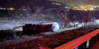 Bursa'da Yanan Tankerin Şoförü Hayatını Kaybetti