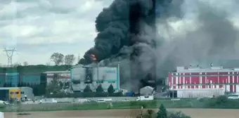 Tekirdağ Ergene Velimeşe'de Tekstil Fabrikasında Yangın