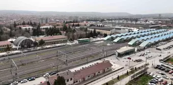 Eskişehir'de YHT Seferlerinde Bayram Yoğunluğu