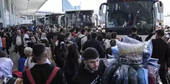 Ankara AŞTİ'de Bayram Yoğunluğu