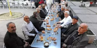 12 Eylül darbesinde cezaevinde yatan ülkücüler iftar sofrasında buluştu